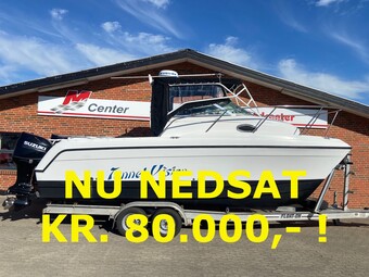WorldCat Glacier Bay catamaran Isle Runner 2270 m/2 stk. Suzuki F140 hk og float-on alutrailer